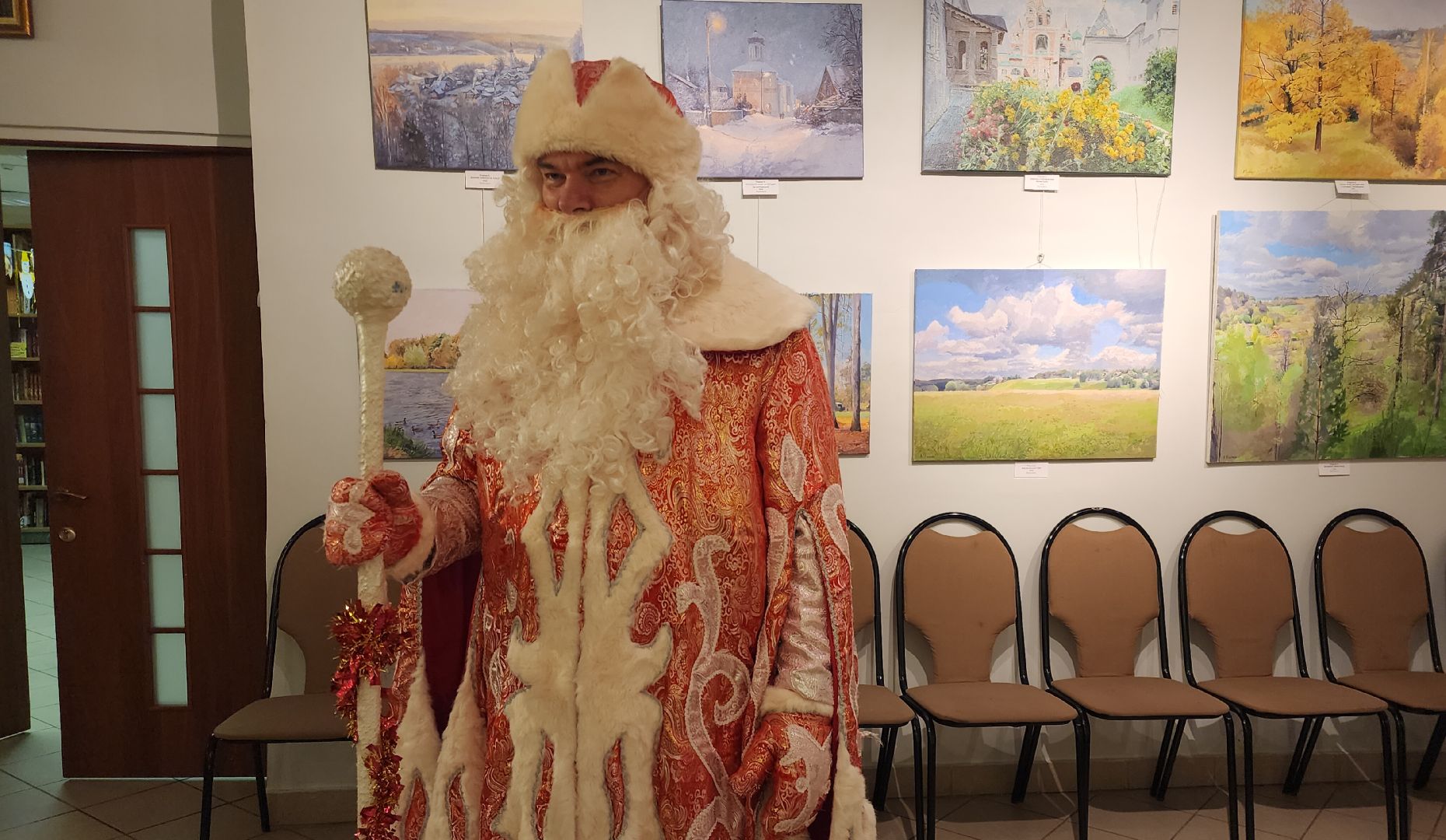 Звенигород, Культура, Гостиная Деда Мороза,вертикалки,