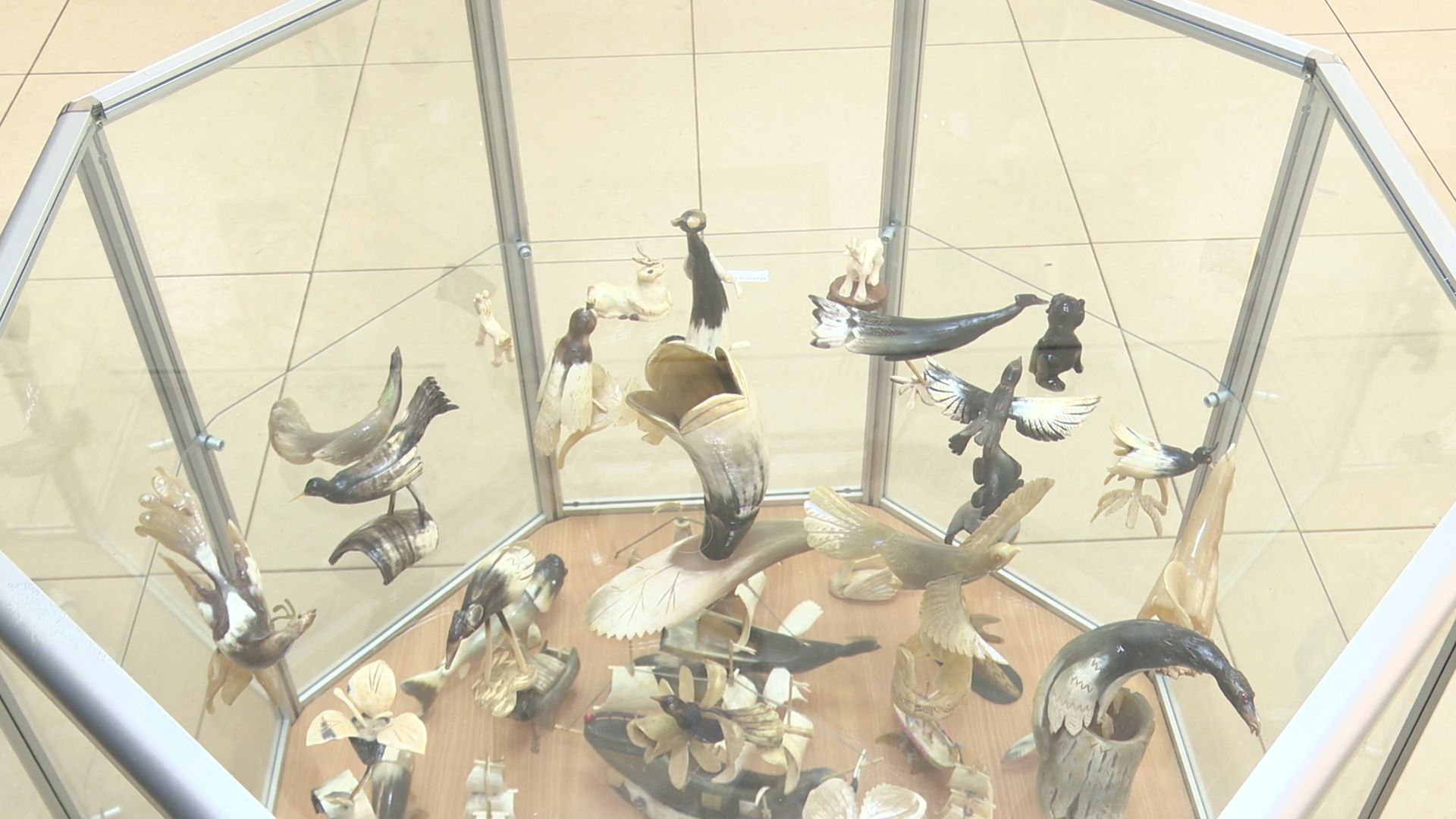 Реутов, вертикалки, выставка инвалидов, картины, поделки, неограниченные,