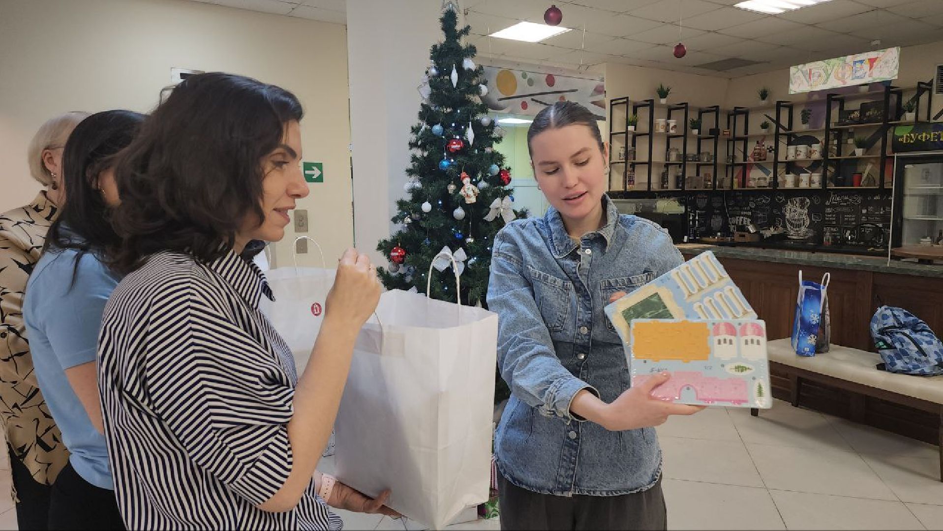 люберцы, люберецкий музейно-выставочный комплекс, История новогодней игрушки Арт-ёлка,