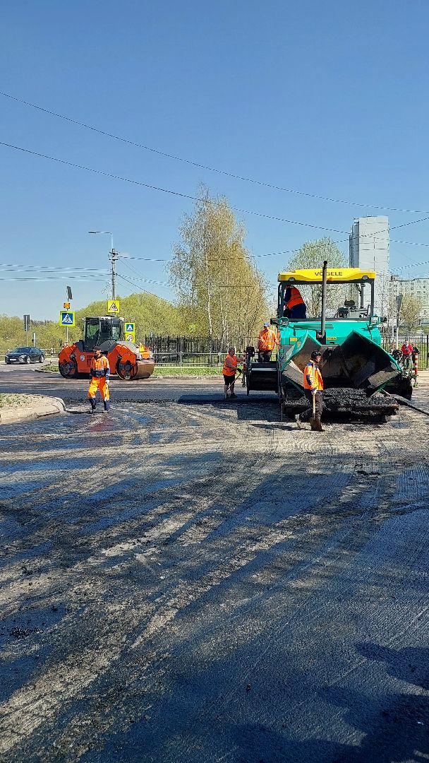 серпухов, строительство дорог, асфальт, улица весенняя, укладка асфальта, дорожные работы,