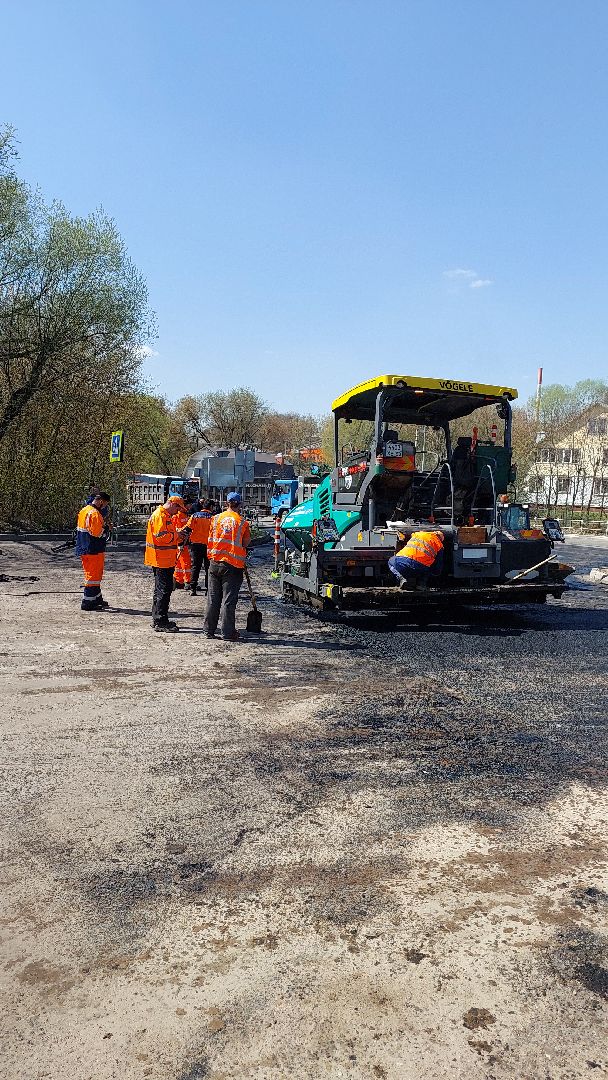серпухов, строительство дорог, асфальт, улица весенняя, укладка асфальта, дорожные работы,