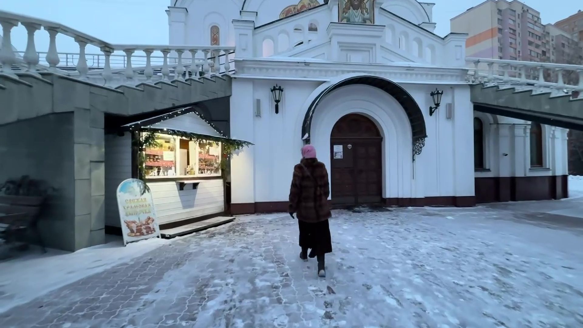 реутов, вертикалки, рождество, храм, сочельник, вертеп, еловые ветки,