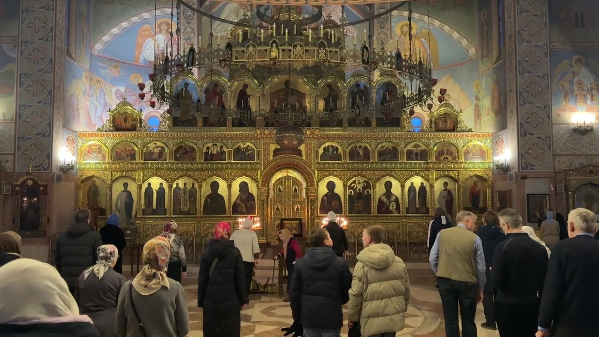 реутов, вертикалки, рождество, храм, сочельник, вертеп, еловые ветки,