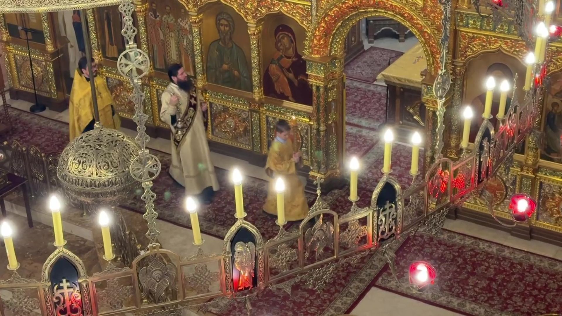 реутов, вертикалки, рождество, храм, сочельник, вертеп, еловые ветки,