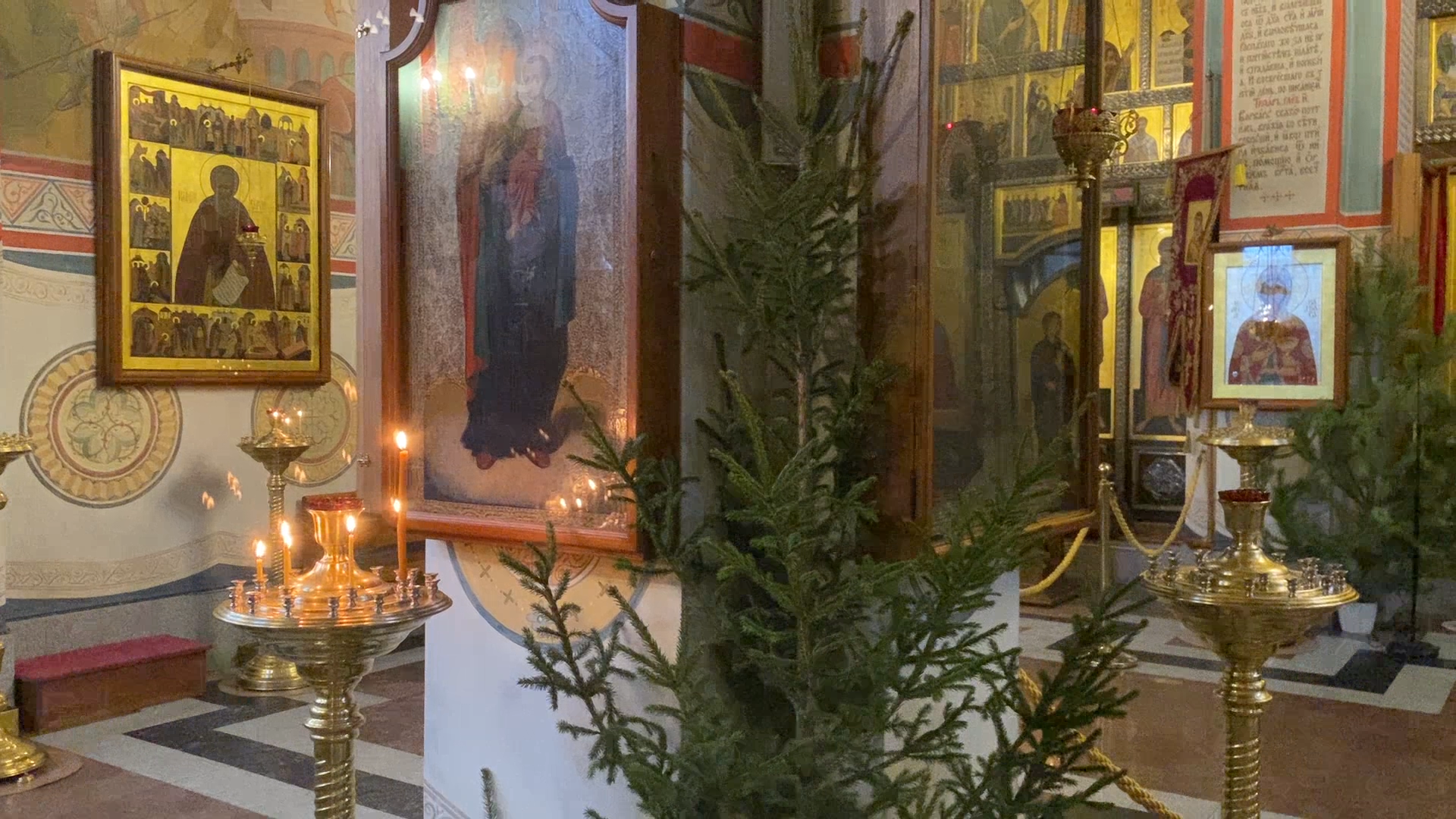 вертикалки, Рождество Христово, Храм во Власихе, ясли для Христа, украшение Храма, Настоятель Храма РВСН,