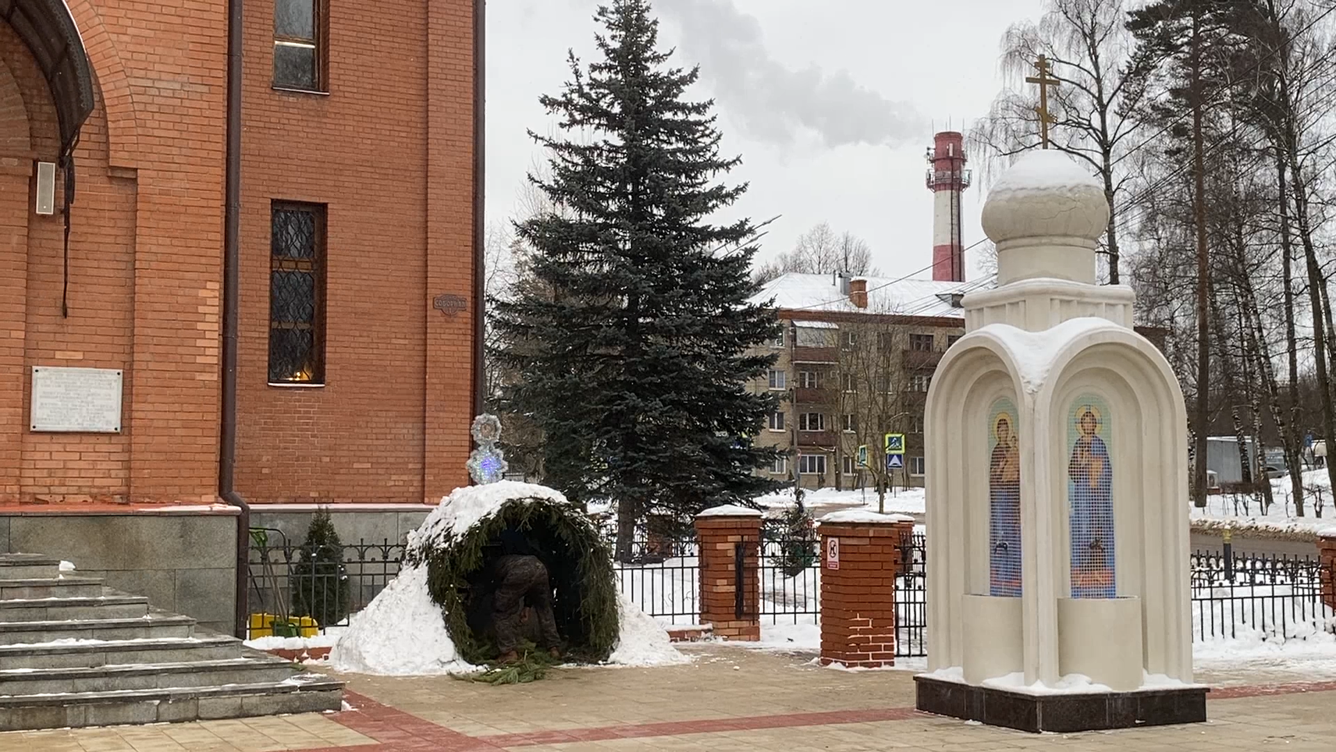 вертикалки, Рождество Христово, Храм во Власихе, ясли для Христа, украшение Храма, Настоятель Храма РВСН,