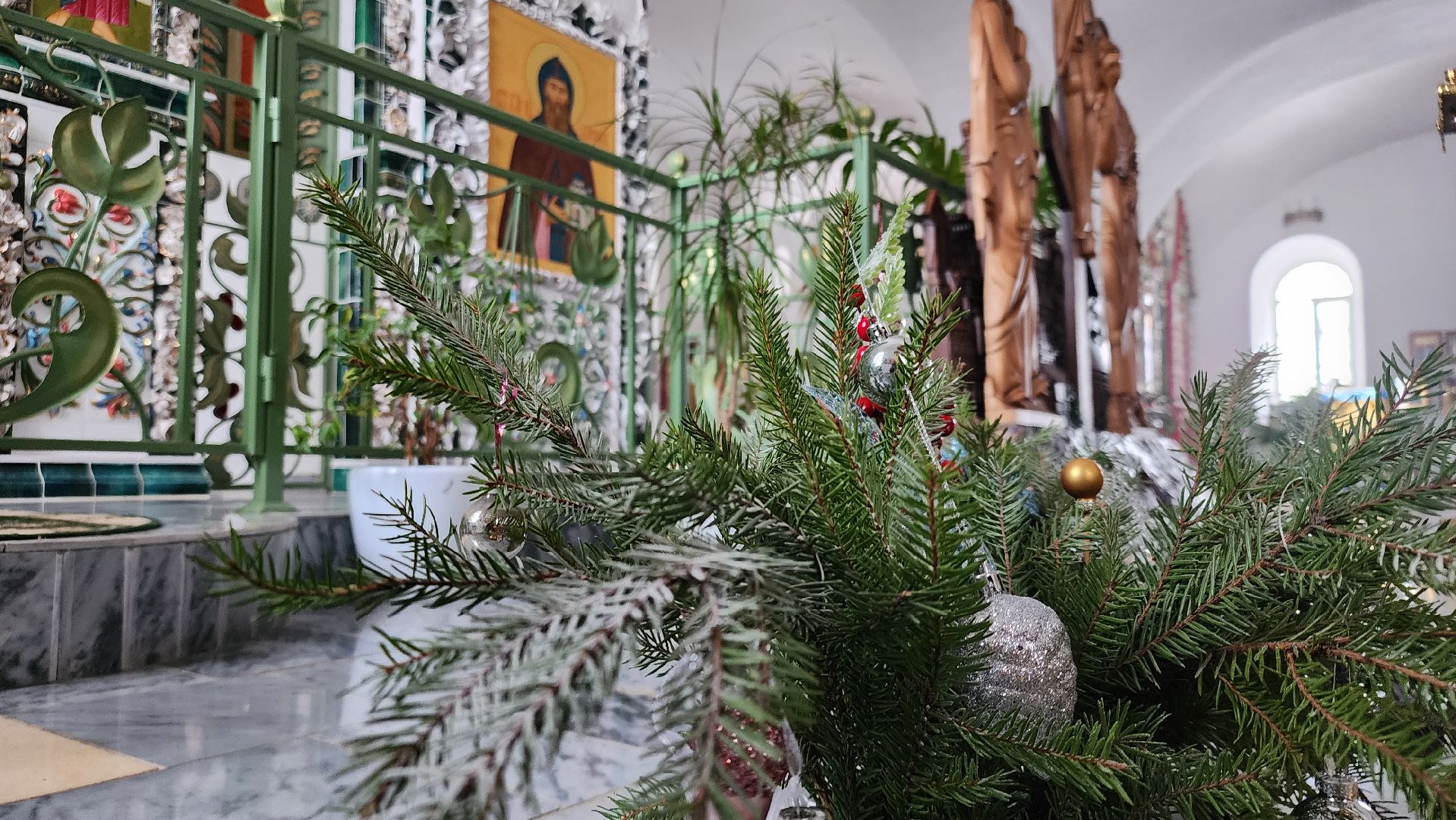 успенская церковь села мягкое, серебряные пруды, рождество христово,