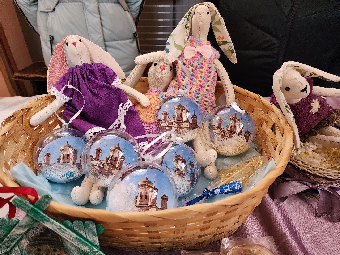 раменское, общество, религия, полготовка к Рождеству Христову в Свято-Троицком храме, вертикалки,