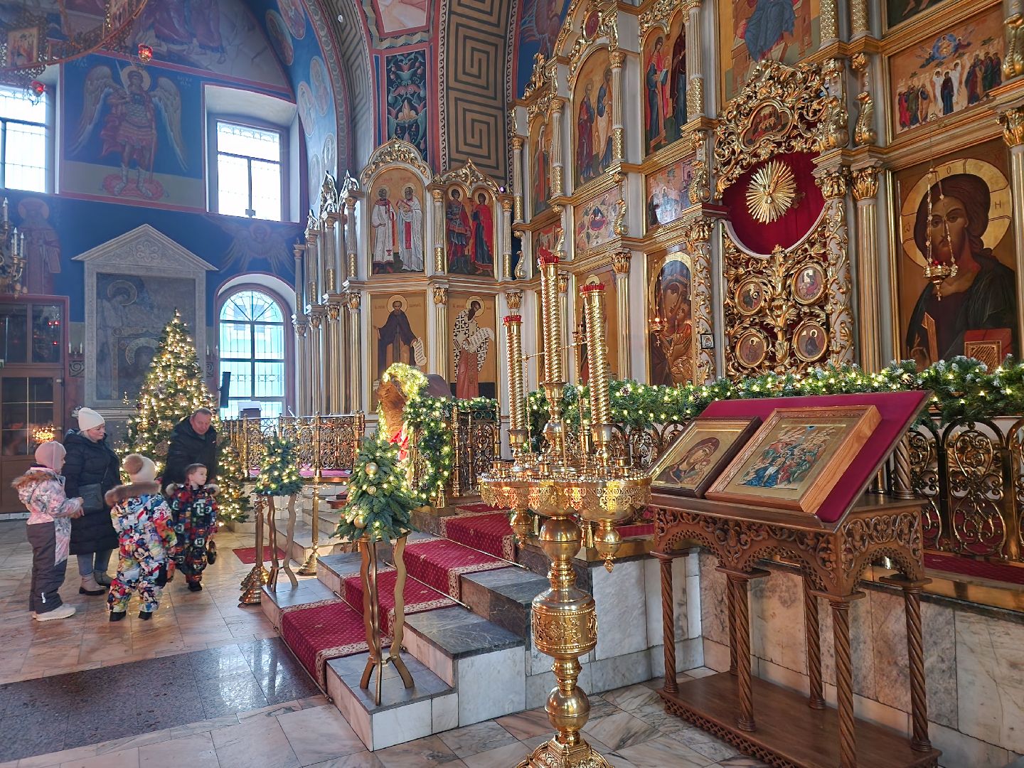 ногинск, жители, общество, подготовка к рождеству, рождество, собор, вертикалки,