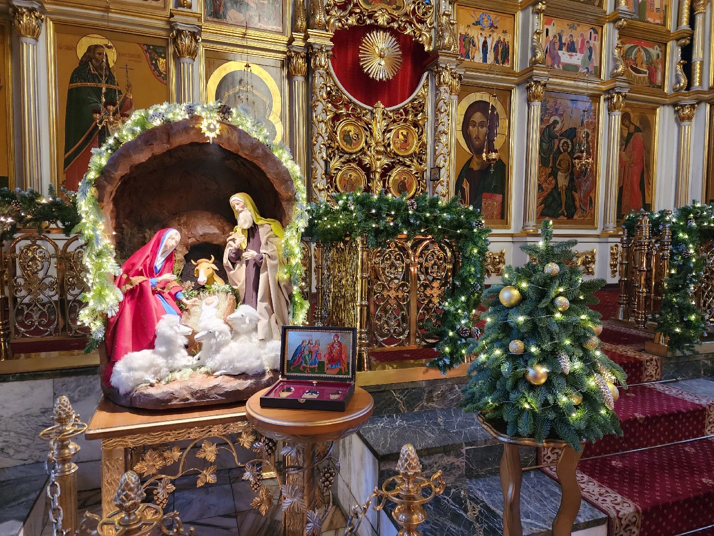 ногинск, жители, общество, подготовка к рождеству, рождество, собор, вертикалки,