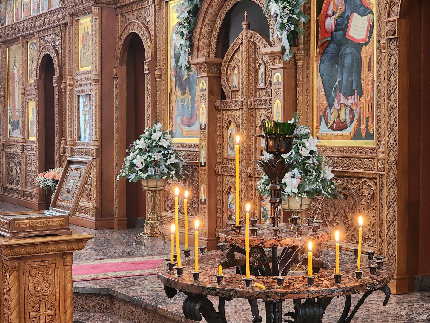 долгопрудный, сочельник, рождество христово, украшение храмов, ясли, вертикалки,