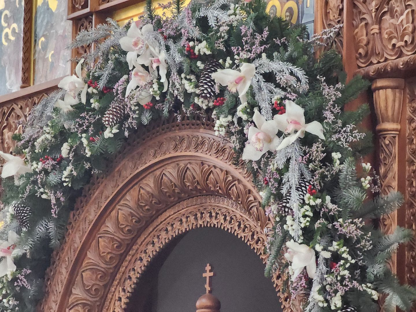 долгопрудный, сочельник, рождество христово, украшение храмов, ясли, вертикалки,