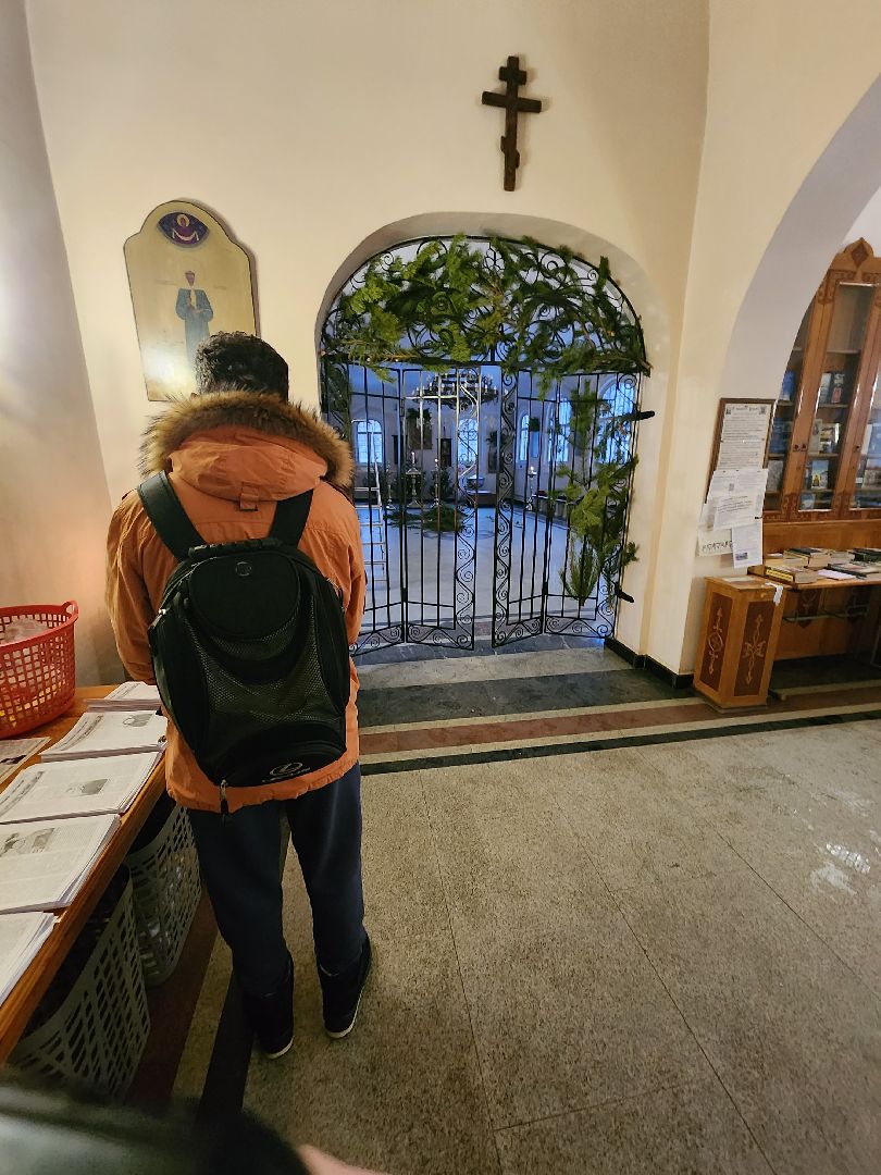 долгопрудный, сочельник, рождество христово, украшение храмов, ясли, вертикалки,