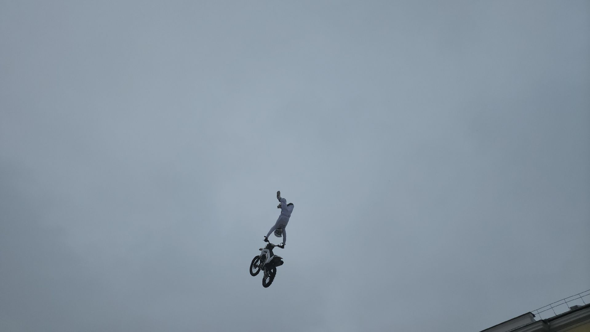 мото, мотокросс, мотоцикл, мотоциклисты, мотофристайл, трюки, экстрим, экстримальный спорт,