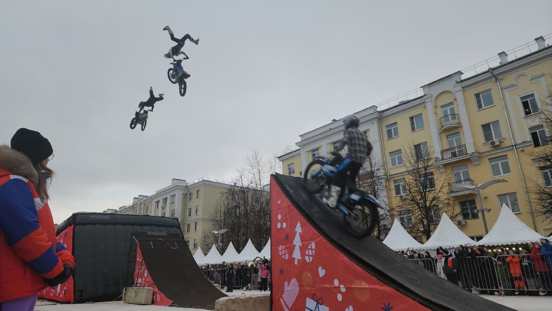 мото, мотокросс, мотоцикл, мотоциклисты, мотофристайл, трюки, экстрим, экстримальный спорт,