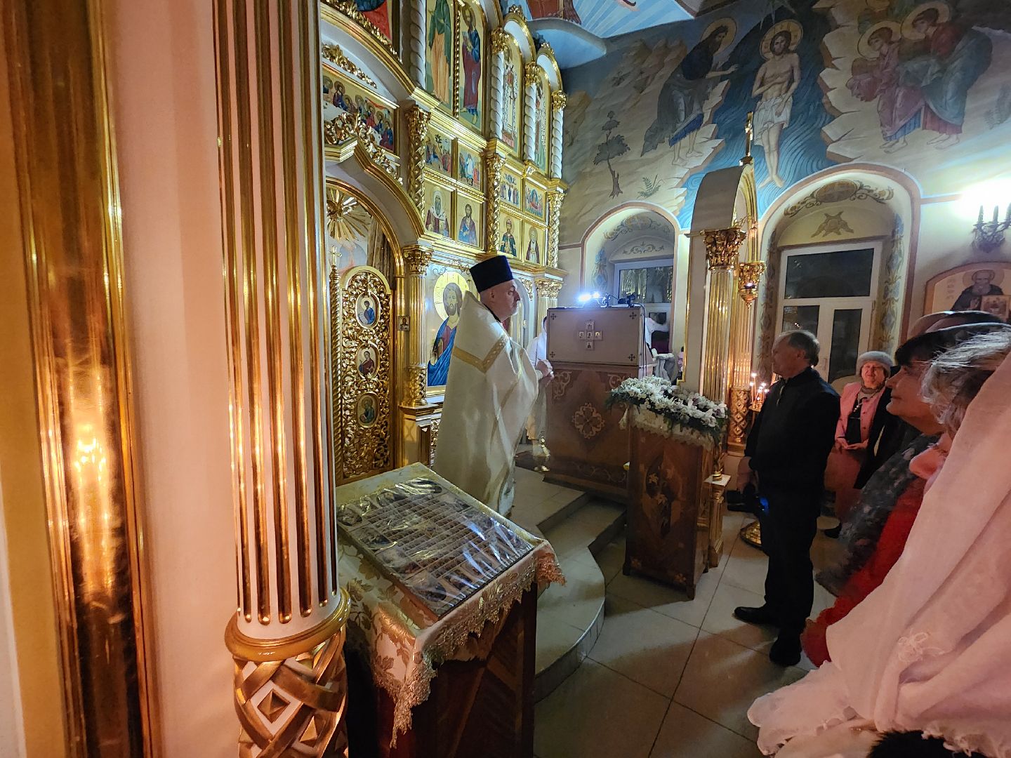 Чехов, Рождество Христово, христианский праздник, Иоанно-Предтеченский храм, праздничное богослужение, божественная литургия,православные христиане, православие,