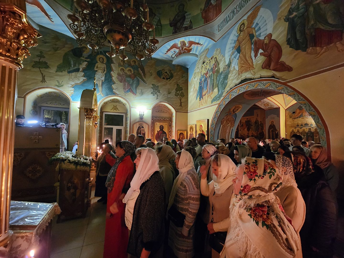 Чехов, Рождество Христово, христианский праздник, Иоанно-Предтеченский храм, праздничное богослужение, божественная литургия,православные христиане, православие,