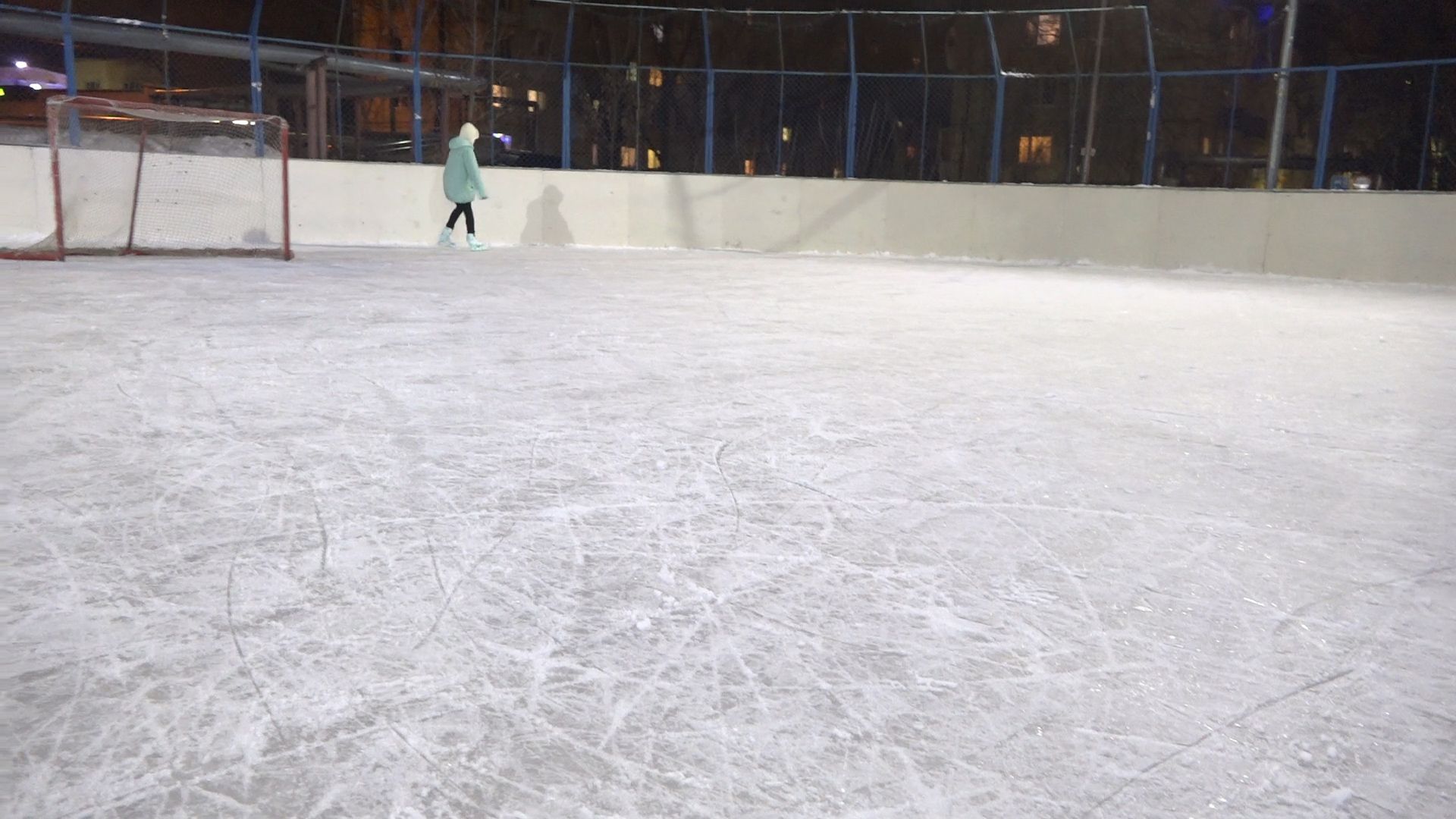 спорт во Власихе, зимние виды спорта, каток во Власихе, каток на Цветном бульваре, катание на коньках,