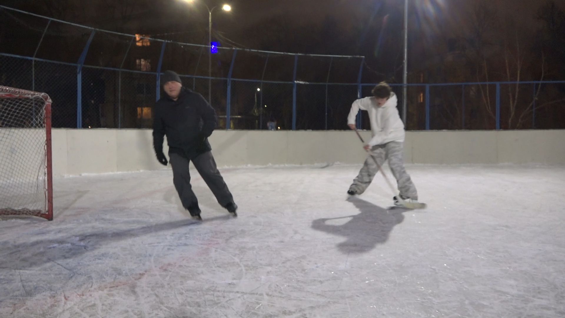 спорт во Власихе, зимние виды спорта, каток во Власихе, каток на Цветном бульваре, катание на коньках,
