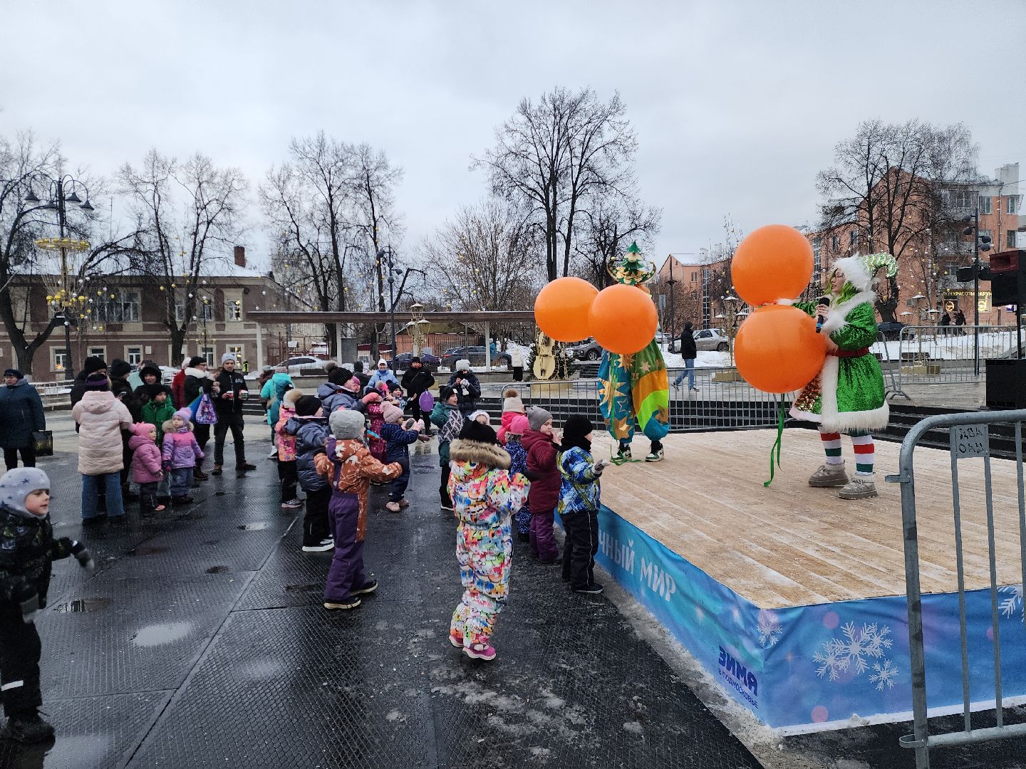 ногинск, дети, общество, жители, новый год, дед мороз, новогоднее представление, елка, вертикалки,