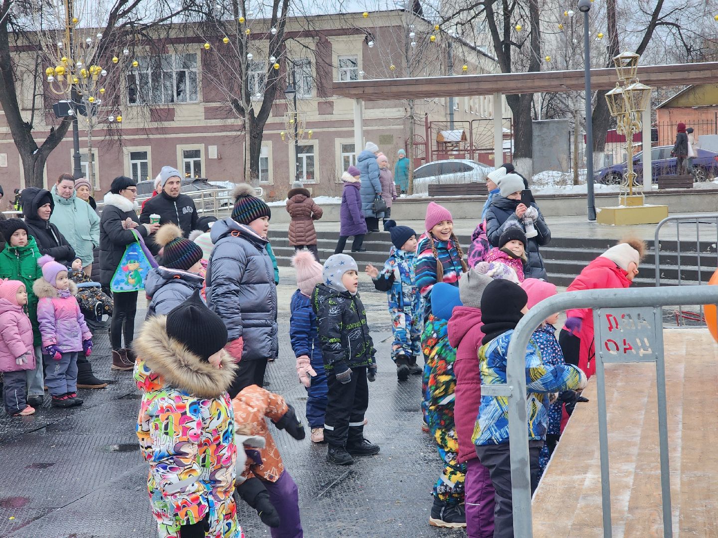 ногинск, дети, общество, жители, новый год, дед мороз, новогоднее представление, елка, вертикалки,