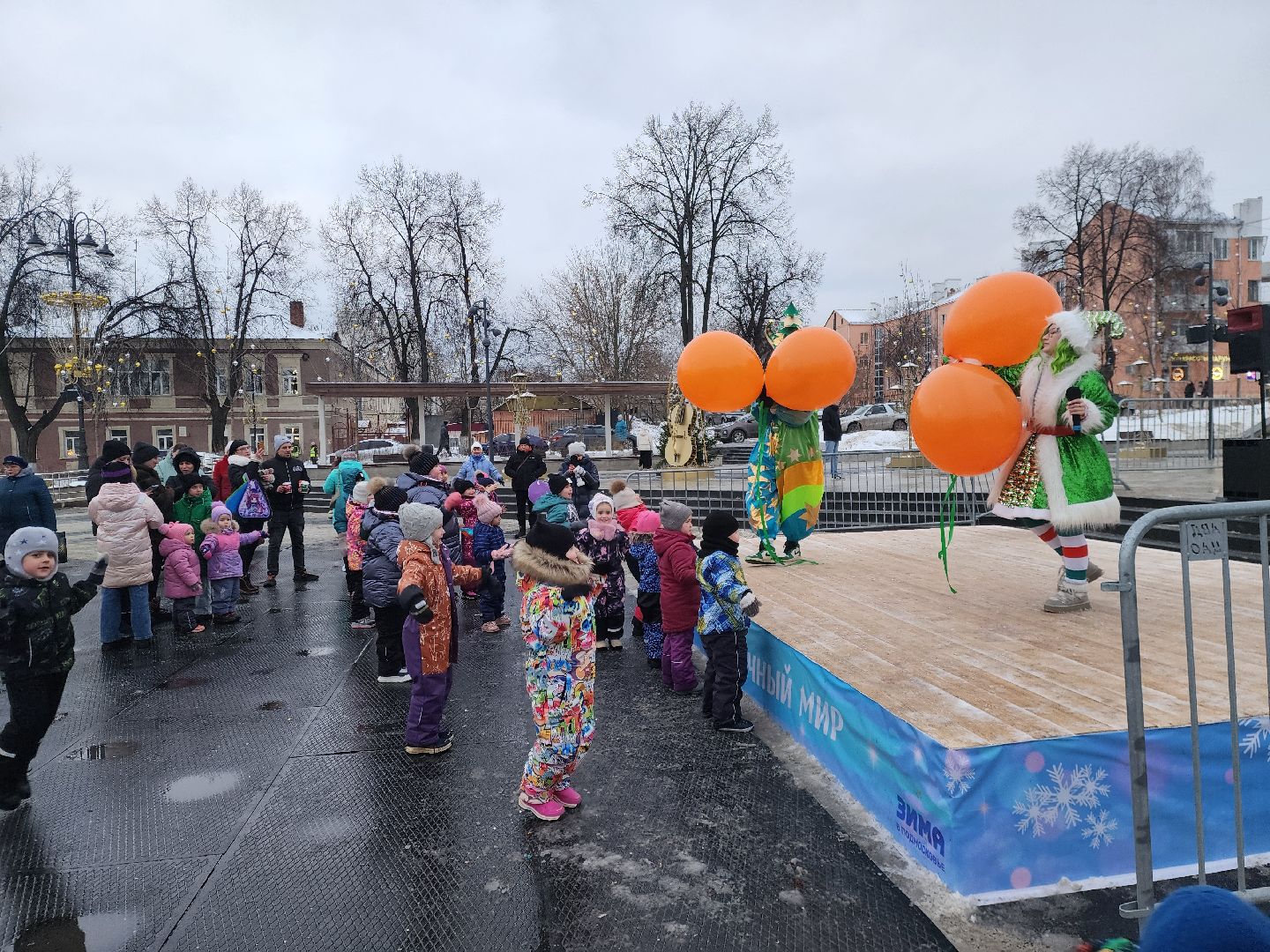 ногинск, дети, общество, жители, новый год, дед мороз, новогоднее представление, елка, вертикалки,