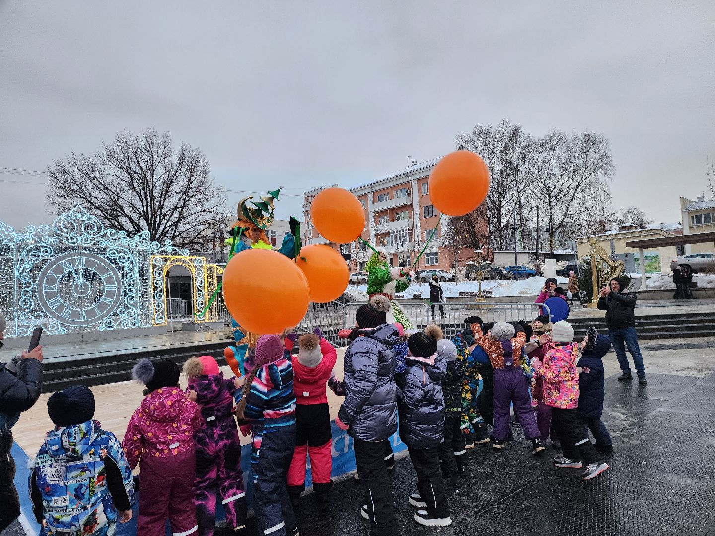 ногинск, дети, общество, жители, новый год, дед мороз, новогоднее представление, елка, вертикалки,