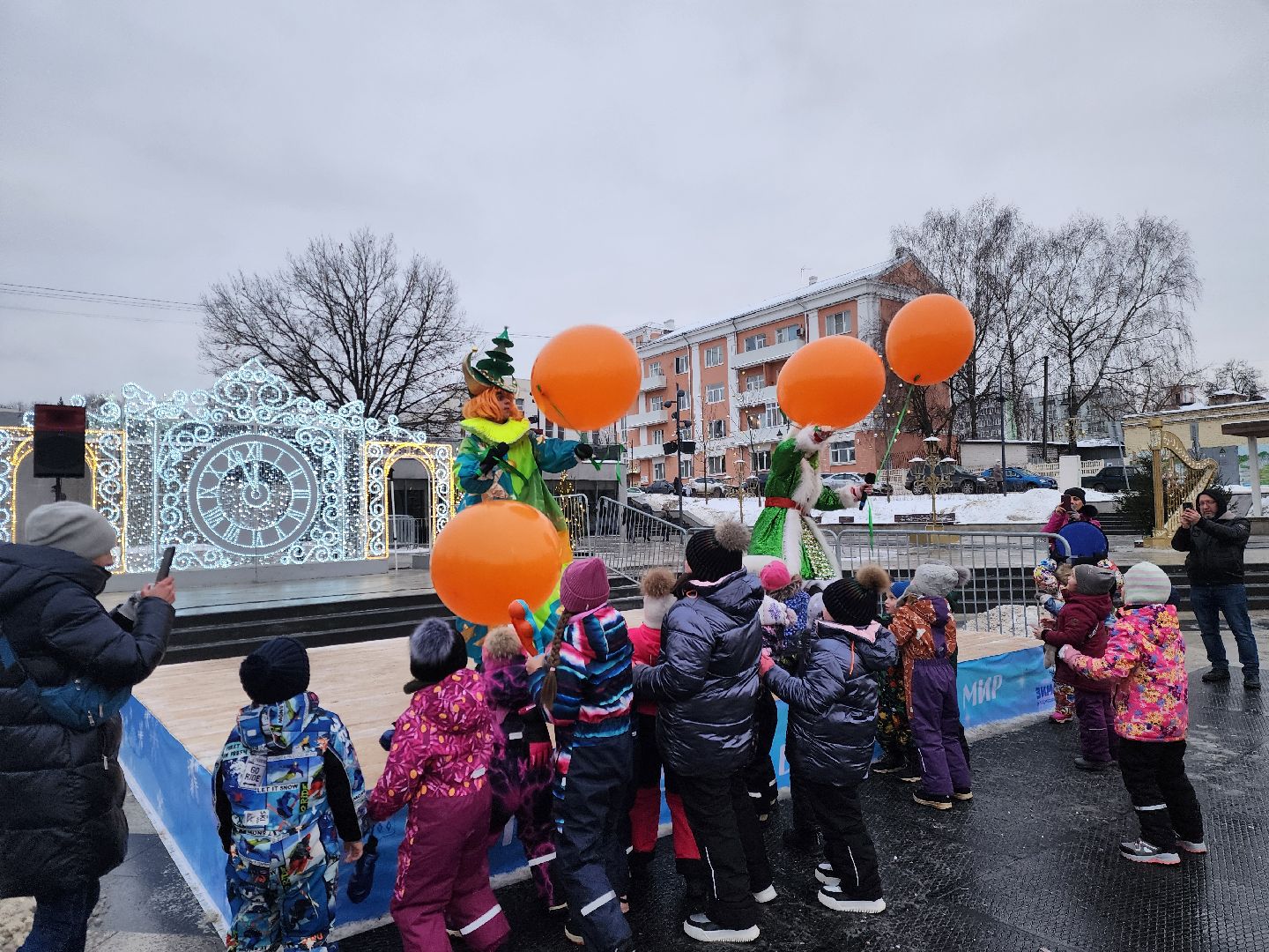 ногинск, дети, общество, жители, новый год, дед мороз, новогоднее представление, елка, вертикалки,