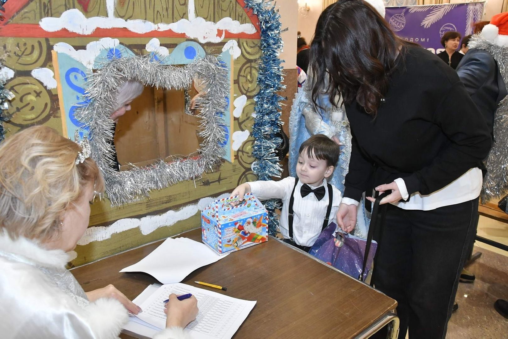 новый год, новогодняя фотозона в ДК, Власиха дворец культуры, праздник во Дворце, Власиха новый год,