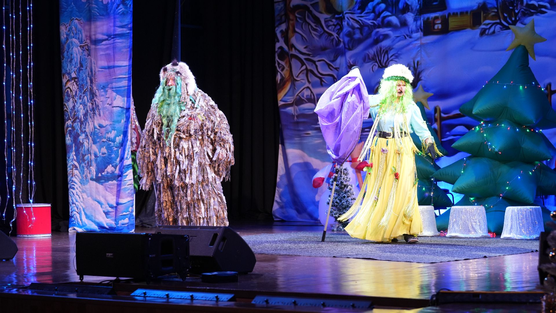 вертикалка, рождественская елка, змея, зима в подмосковье,