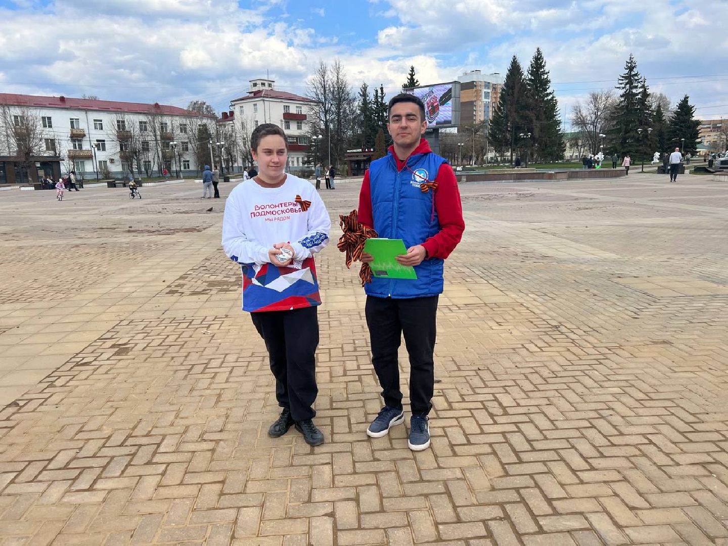 Солнечногорск, волонтеры, георгиевская ленточка, акция, победа