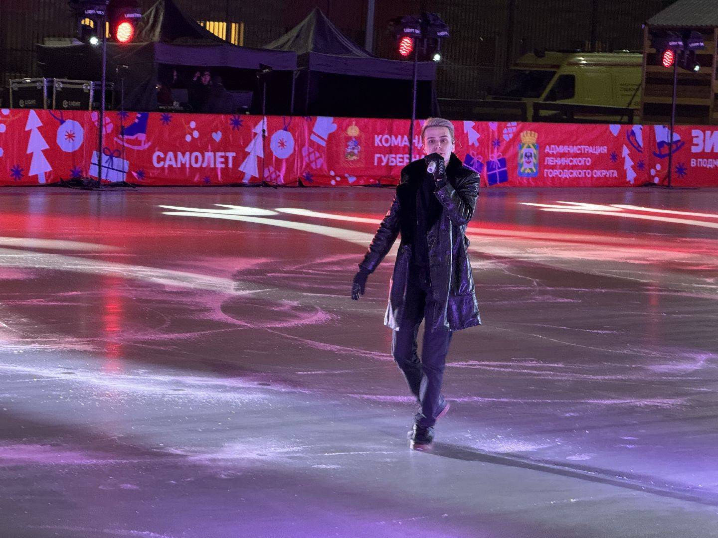 гала-шоу ильи авербуха, гала-шоу чемпионы, чемпионы и звезды фигурного катания, Илья Авербух, Глава Ленинского округа, Каток в Мисайлово, зима в подмомсковье,