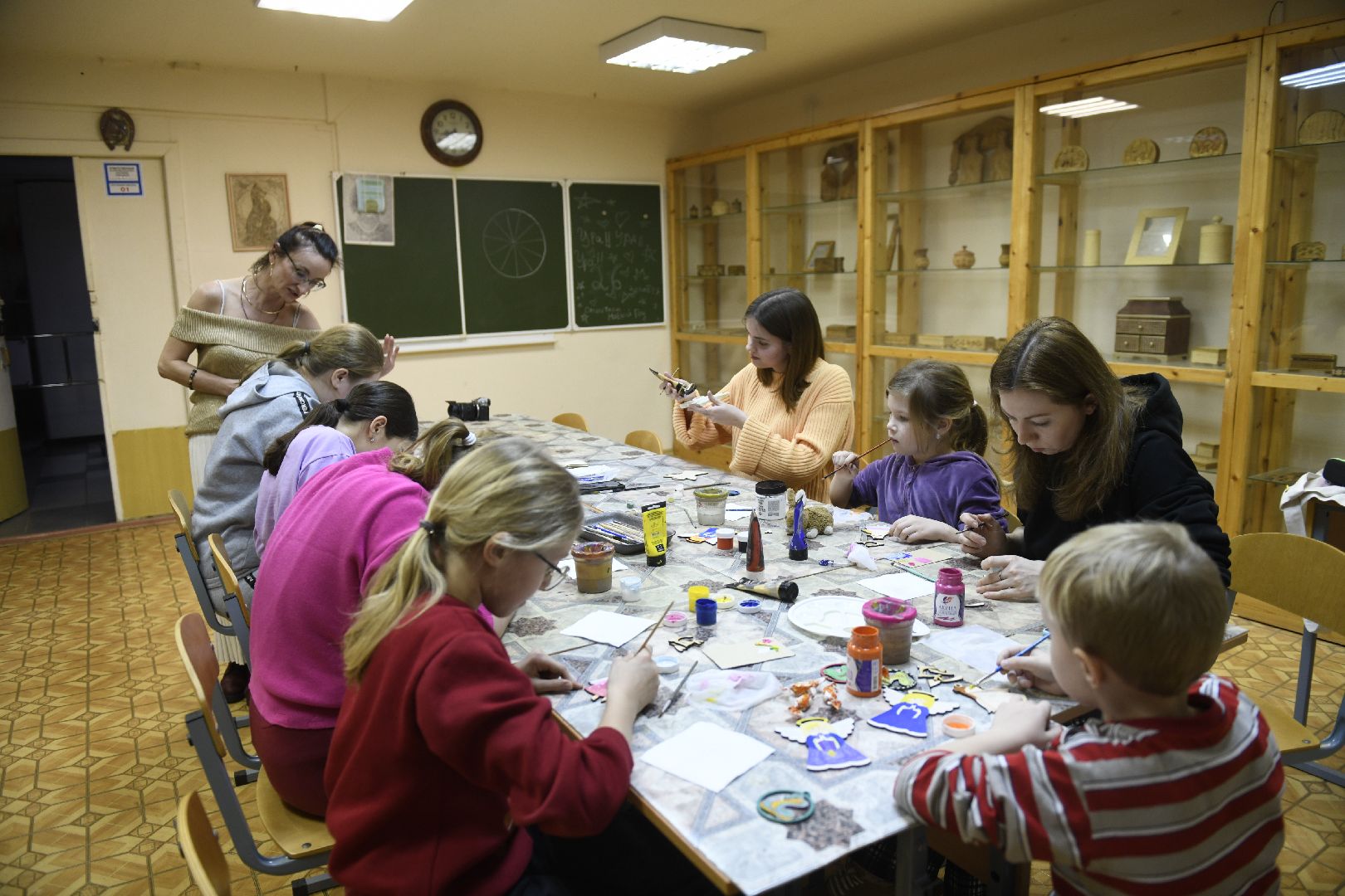 лыткарино, народный мастер, мастер-класс, роспись рождественских ангелов, лгпк, вертикалки,