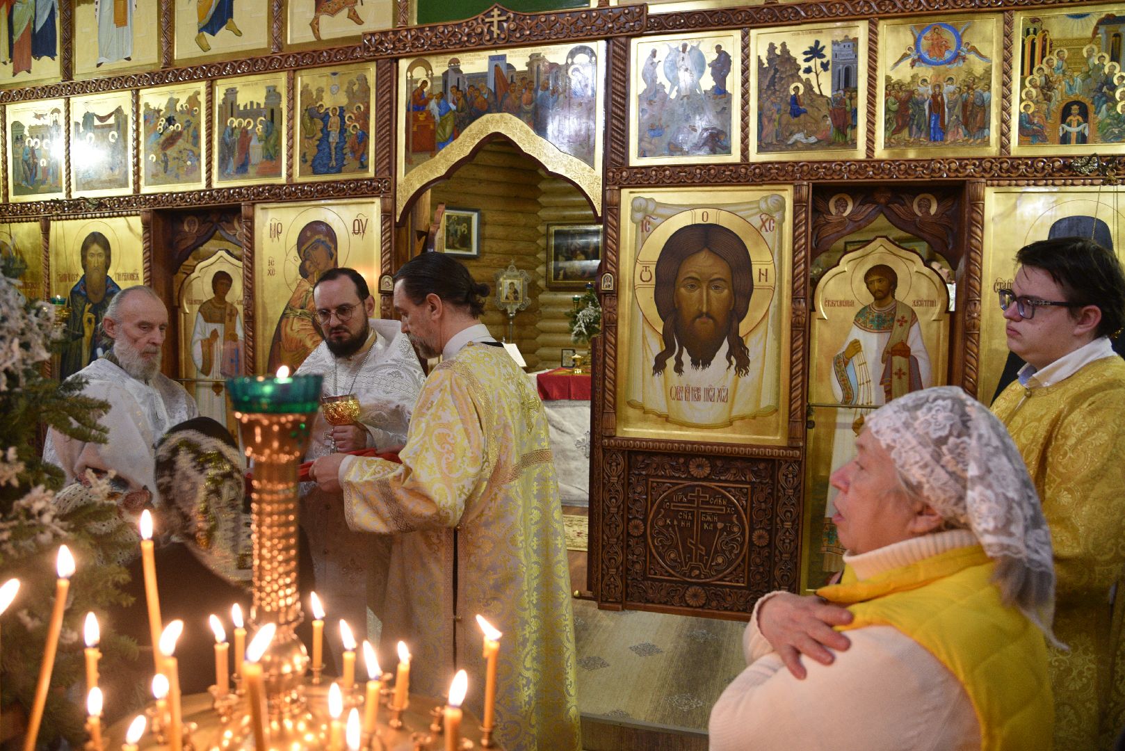 лотошино, храм серафима саровского, рождество, рождество христово, церковь, праздник,
