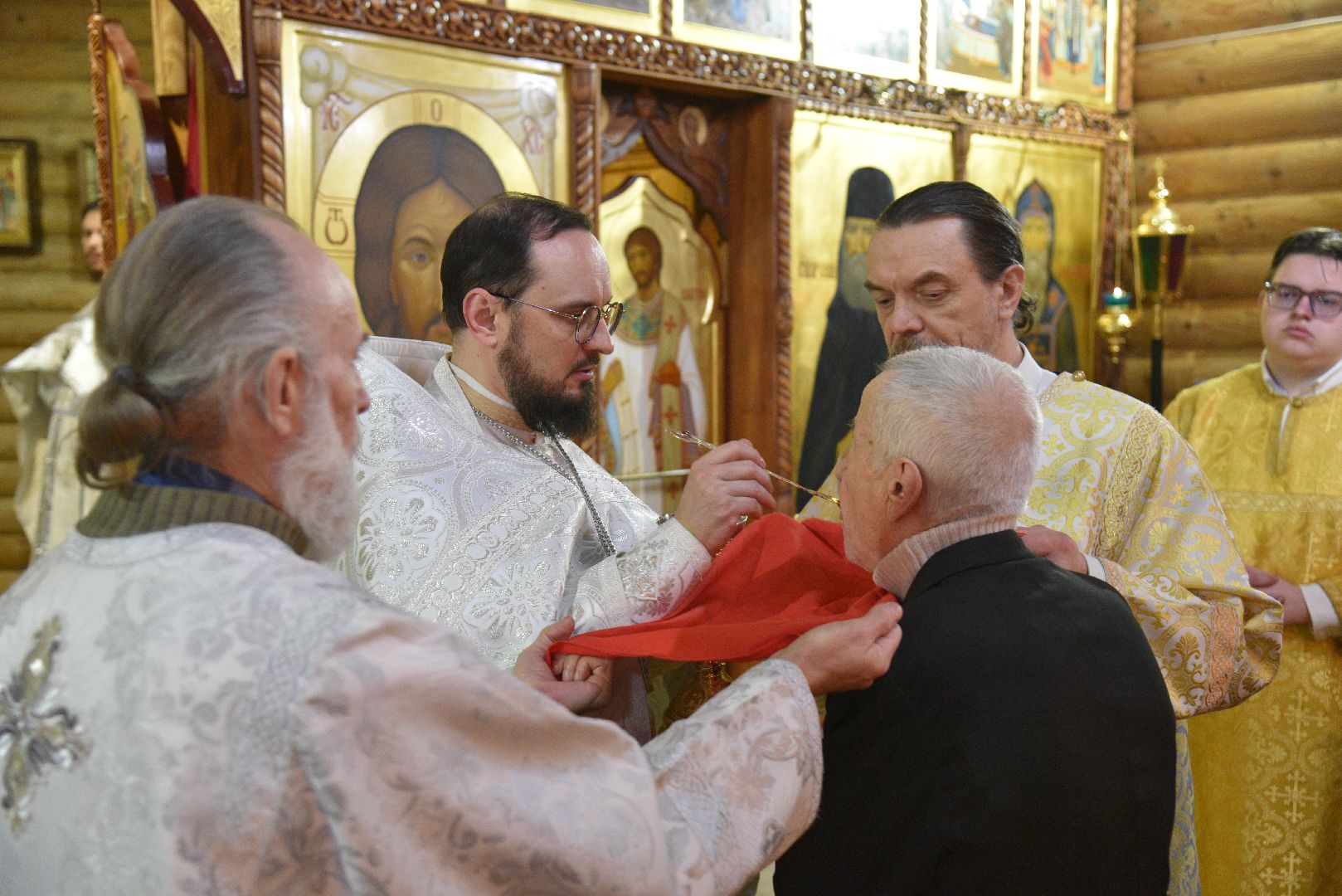 лотошино, храм серафима саровского, рождество, рождество христово, церковь, праздник,