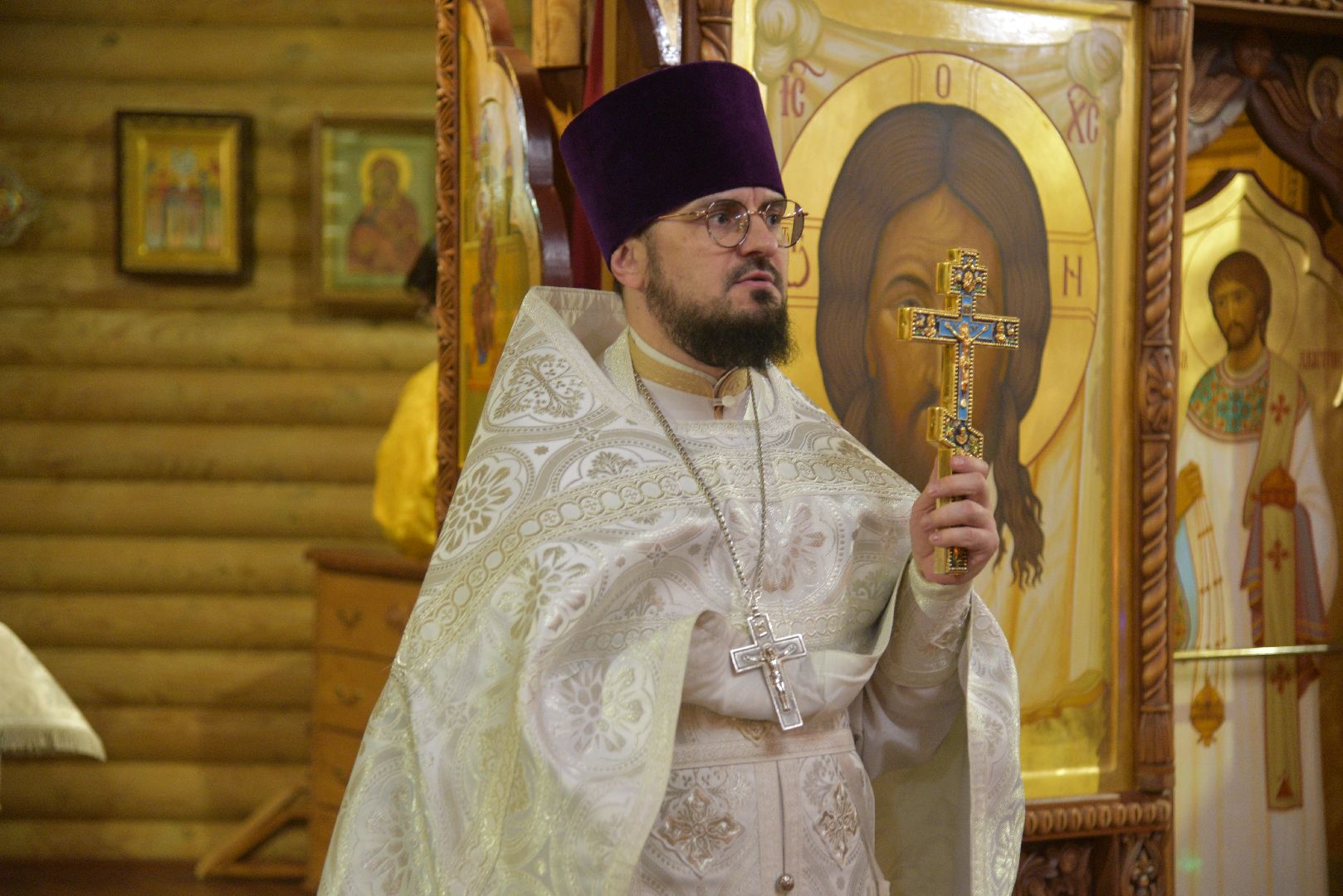 лотошино, храм серафима саровского, рождество, рождество христово, церковь, праздник,