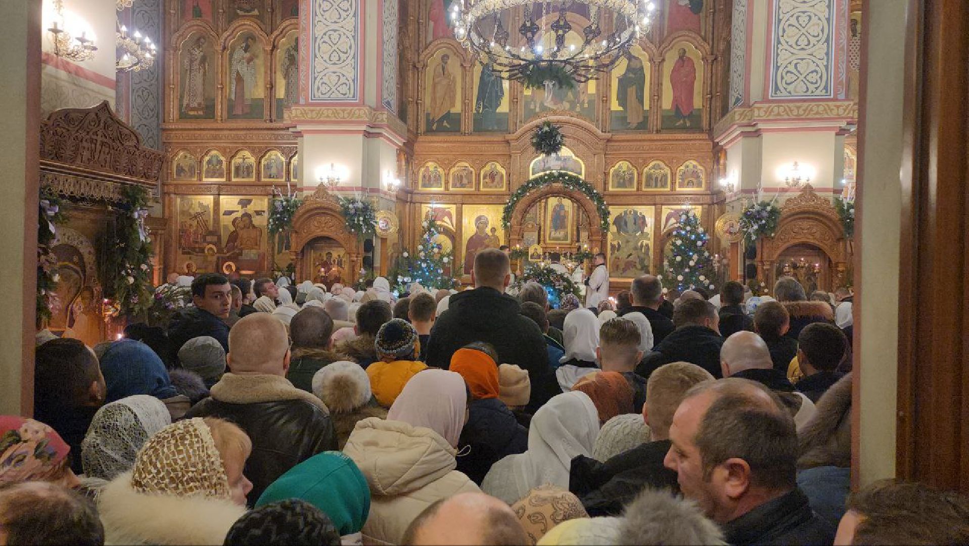 люберцы, преображенский собор, всенощная, верующие, вертикалки,