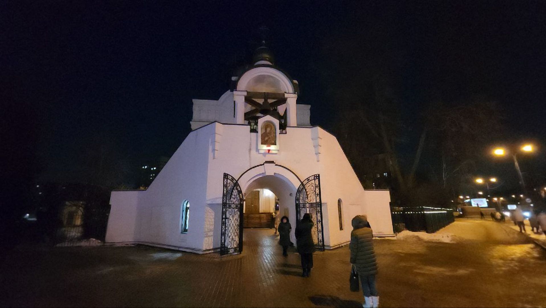 люберцы, преображенский собор, всенощная, верующие, вертикалки,