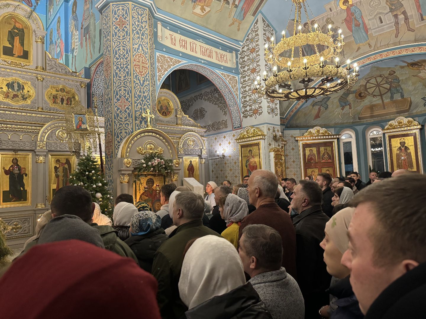 рождественская служба, рождественская литургия, Праздник Рождества Христова, храм георгия победоносца, Храмы Ленинского округа,