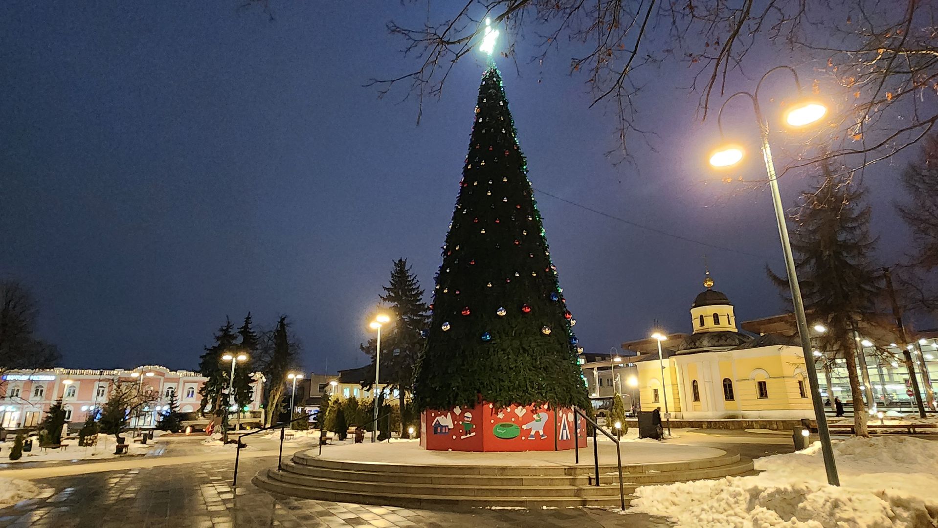 Бронницы, Новый год, новый 2025 год, украсили город, Новогодний город,Вертикалка,