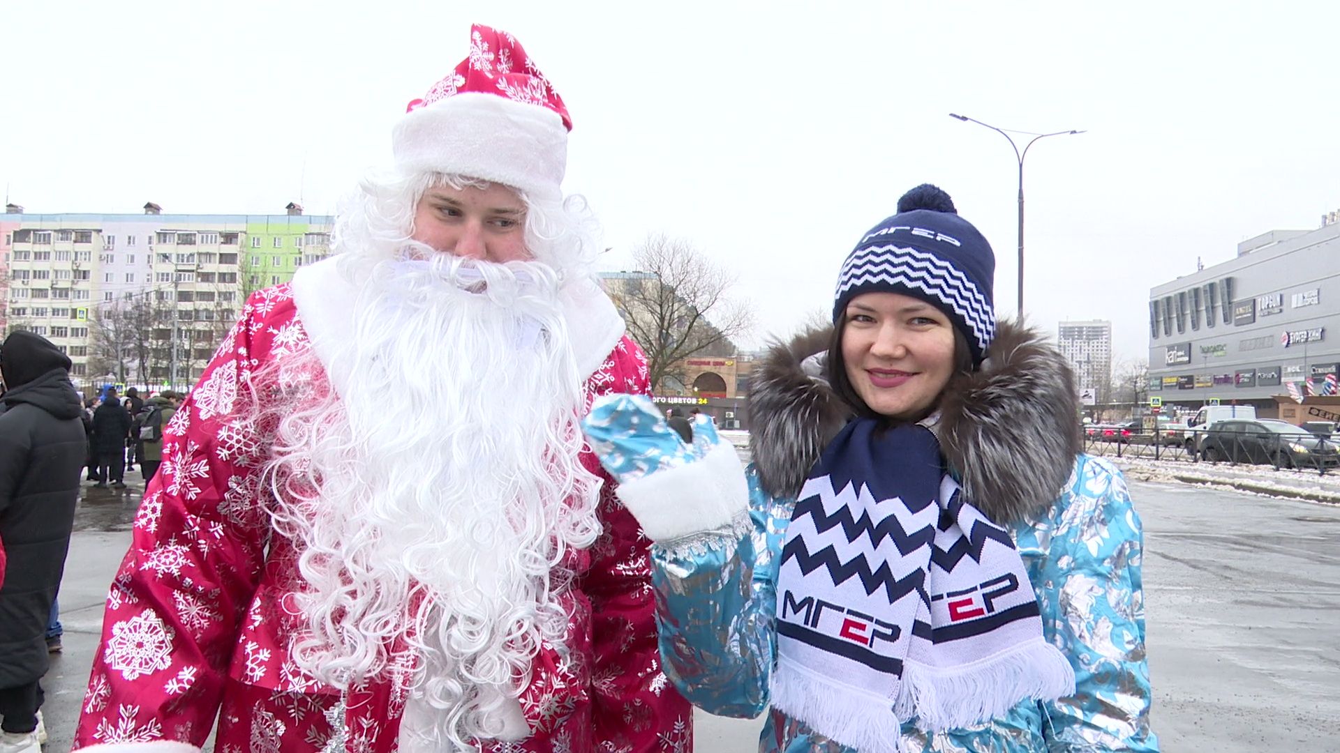 hеутов, вертикалки, деды морозы, поздравление, новый год, новые территории, снегурочки, флешмоб,