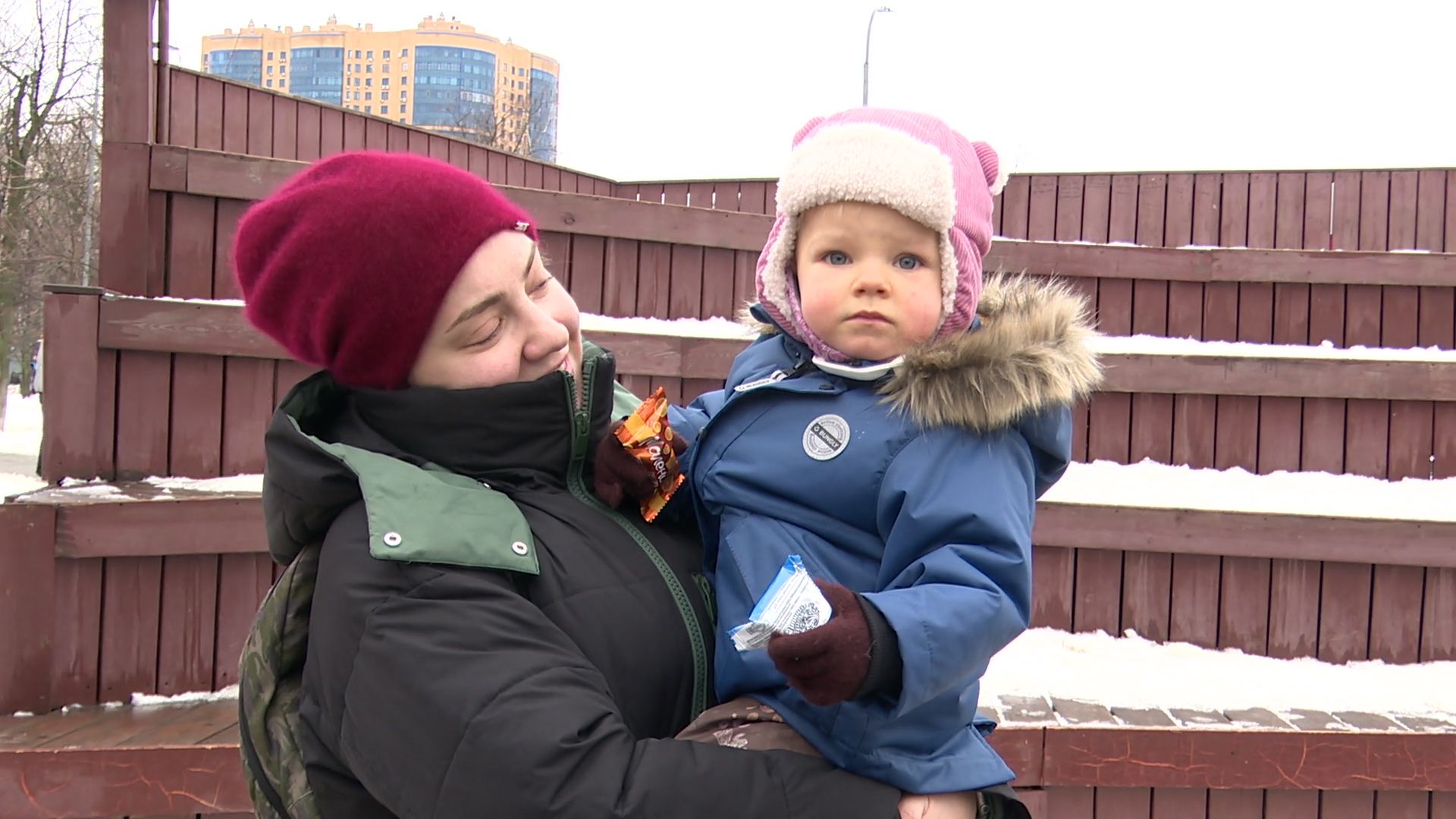 hеутов, вертикалки, деды морозы, поздравление, новый год, новые территории, снегурочки, флешмоб,