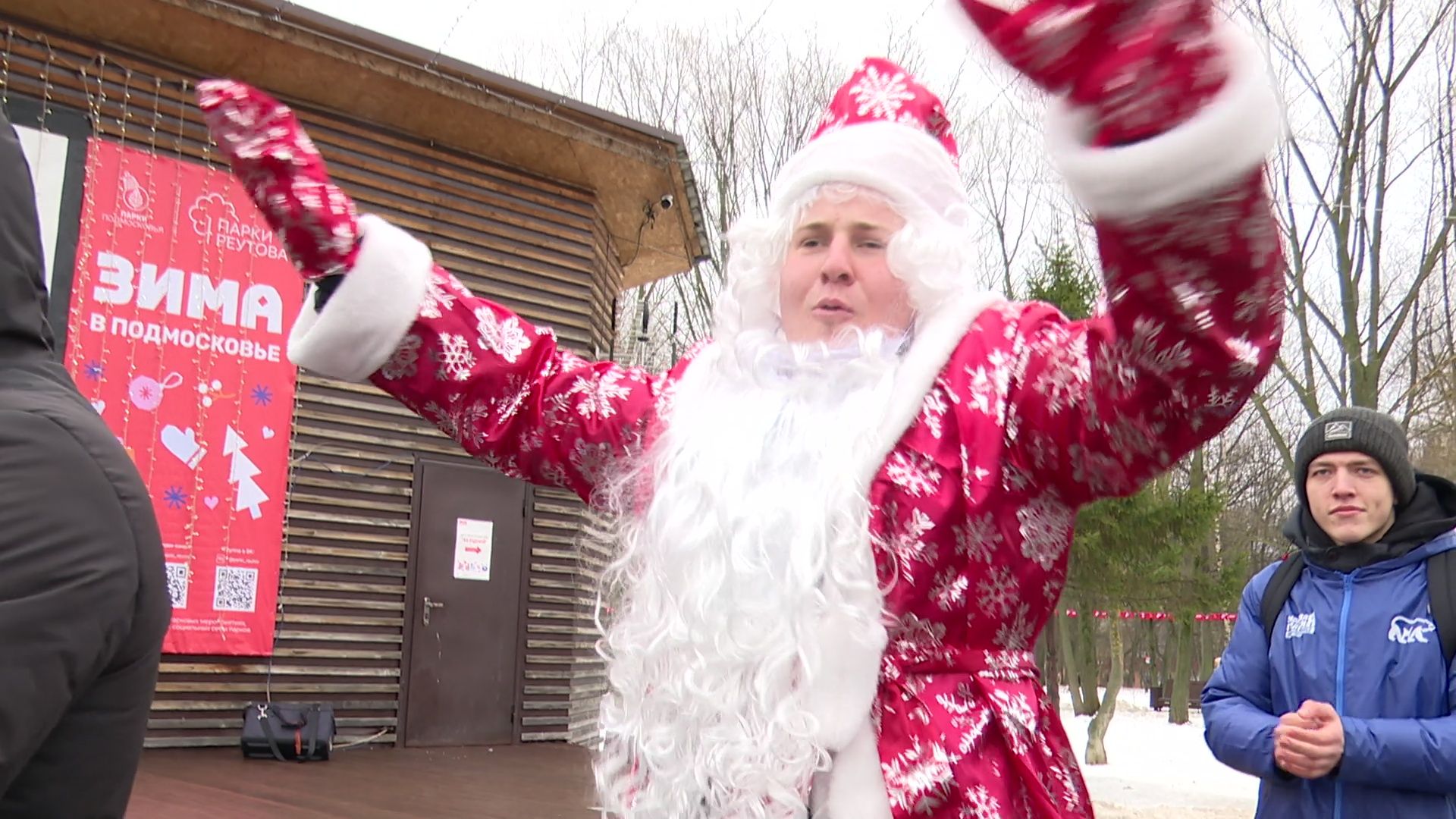 hеутов, вертикалки, деды морозы, поздравление, новый год, новые территории, снегурочки, флешмоб,