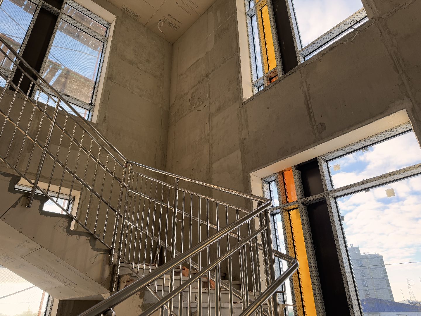 Строительство нового центра в Ромашково, вертикалки, одинцовская областная больница, Одинцово,