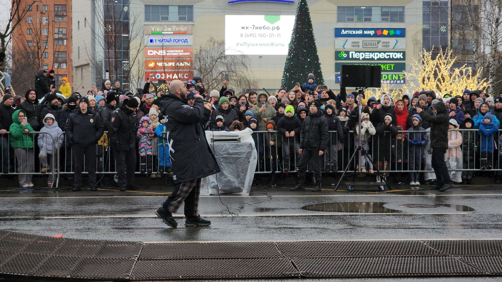 вертикалки, пушкино, фристайл, мотокросс, шоу, мотоциклисты, мотосообщество, выступления, трюки, зима в подмосковье, спортсмены,