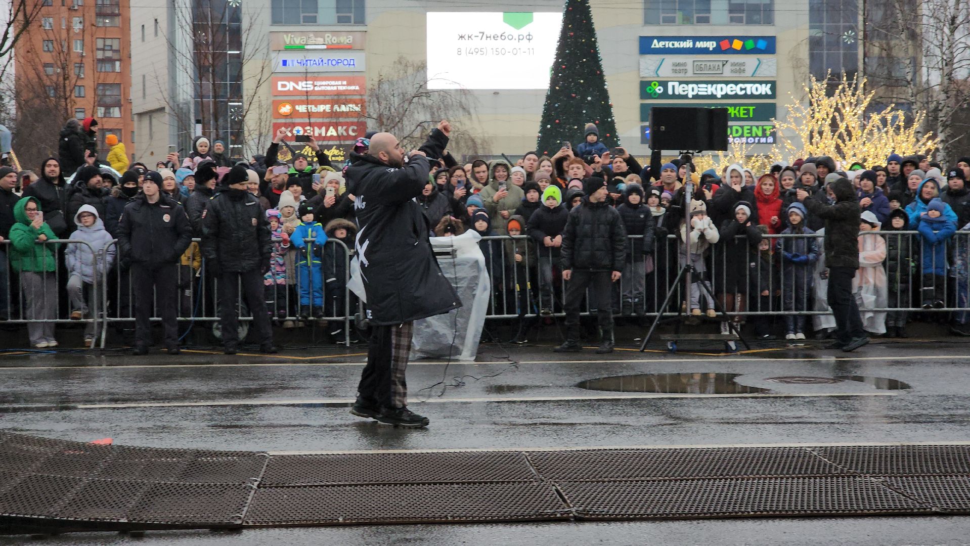 вертикалки, пушкино, фристайл, мотокросс, шоу, мотоциклисты, мотосообщество, выступления, трюки, зима в подмосковье, спортсмены,