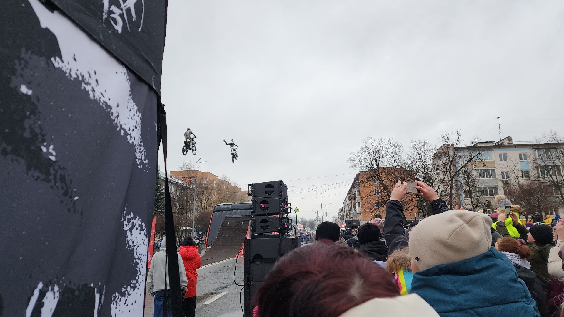 вертикалки, пушкино, фристайл, мотокросс, шоу, мотоциклисты, мотосообщество, выступления, трюки, зима в подмосковье, спортсмены,