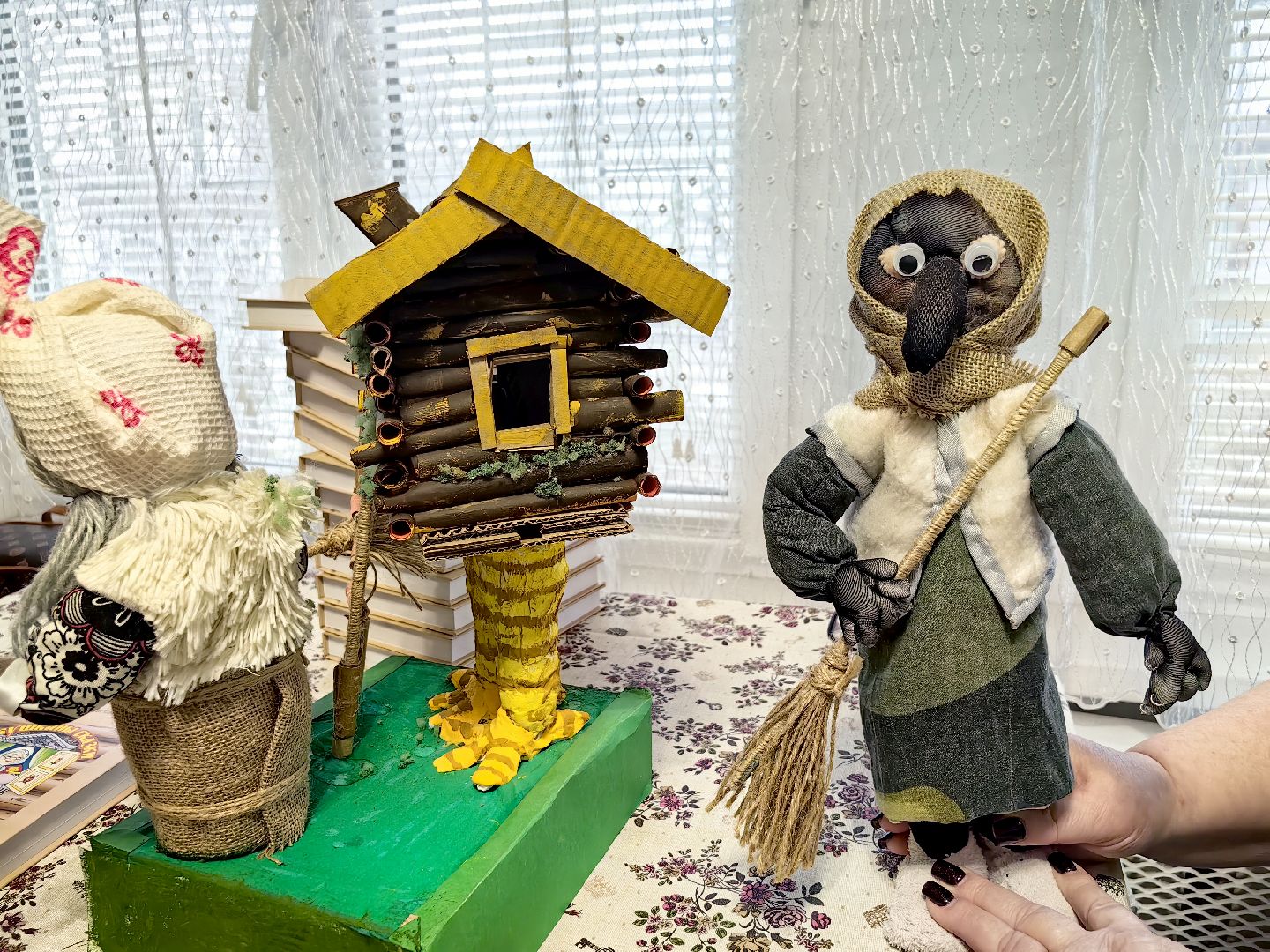 книга, сказки, поэтесса, писательница, мечта, баба яга, вертикалки,