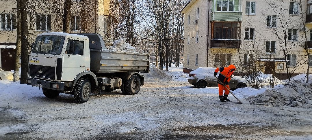 Бронницы, снег, уборка