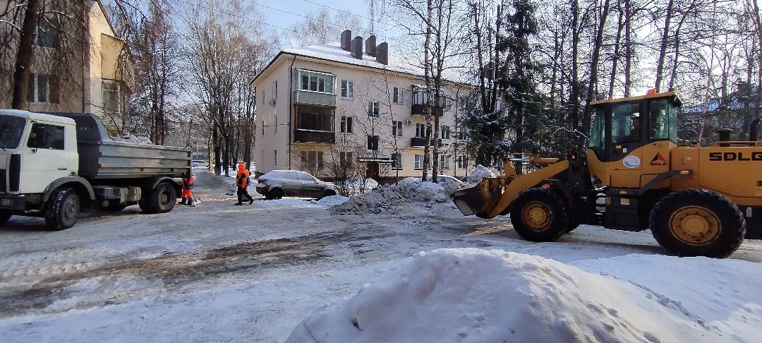 Бронницы, снег, уборка